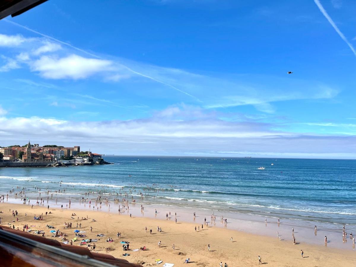 Ático primera línea Playa de San Lorenzo Gijón Esterno foto